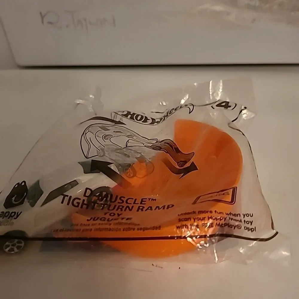 Hot Wheels 2019 Happy Meal Toy